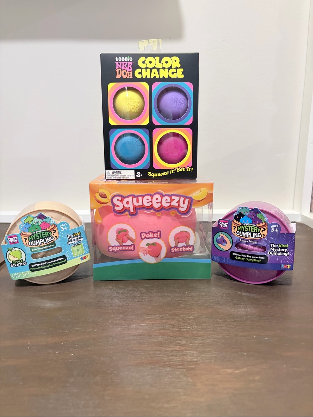 NeeDoh Viral Sensory Toy Bundle Mystery Dumpling Squeezy Peach Kidcore 4pc